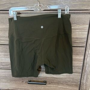 Barely worn Lululemon biker shorts size 14.